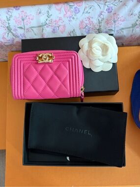 CHANEL Boy Wallet